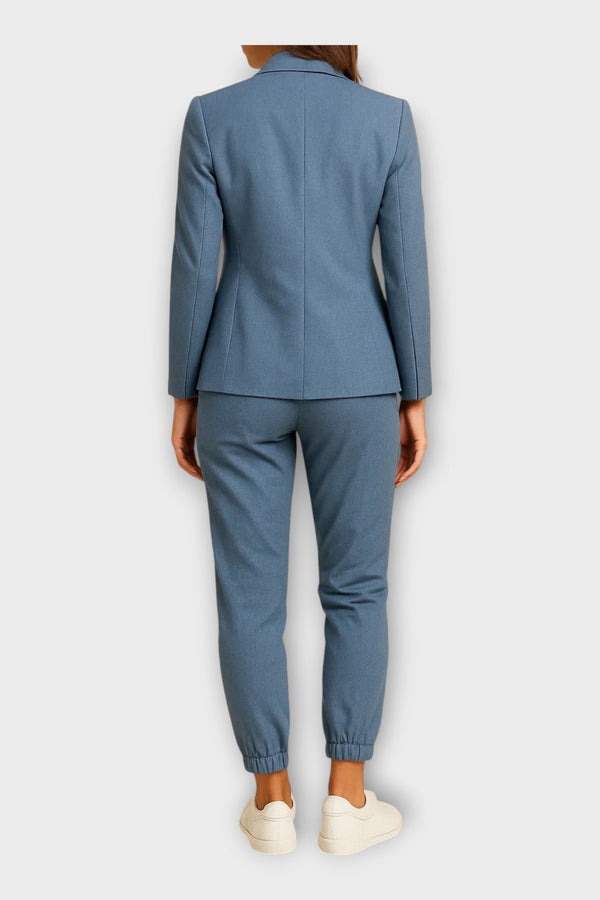 Dámský oblek s blejzrem a teplákovými kalhotami