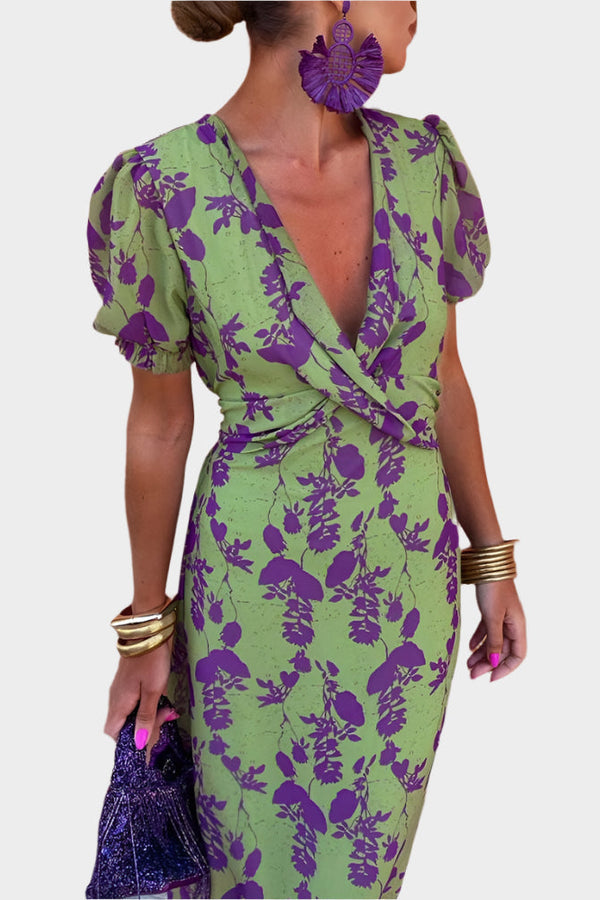 Dámské šaty s květinou