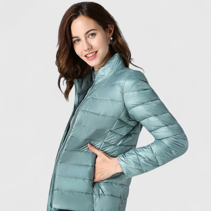 Mahikah | Elegantní nepromokavá péřová bunda