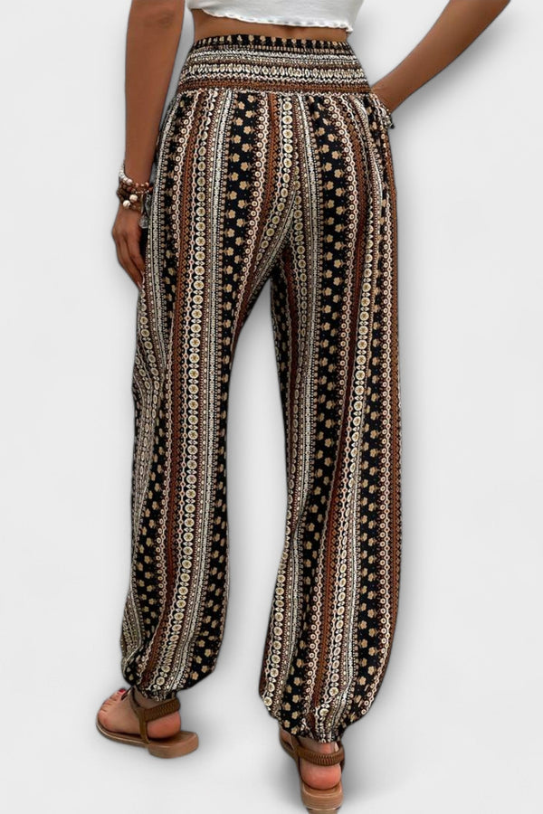 Kalhoty s etnografickým vzorem