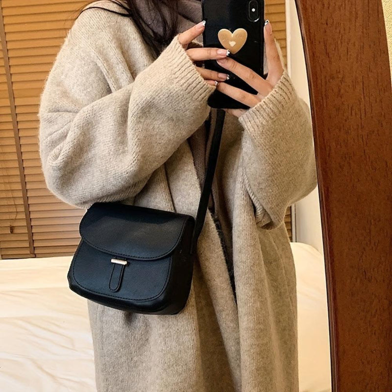 Aria™ Retro Grace | Elegantní sedlová crossbody taška