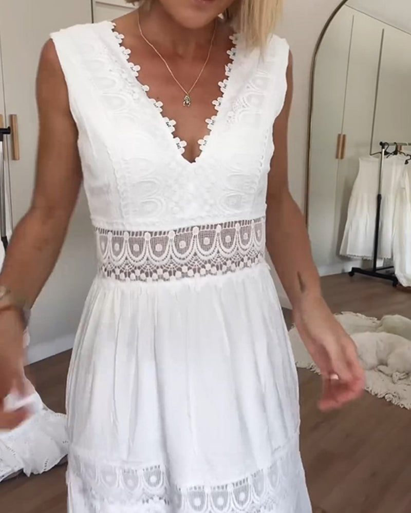 Eleni | Elegantní šaty s krajkou a výstřihem do V