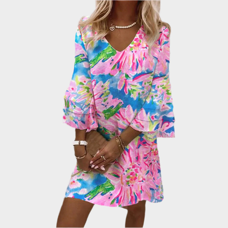 Elegantní růžové mini šaty s zakřivenými rukávy