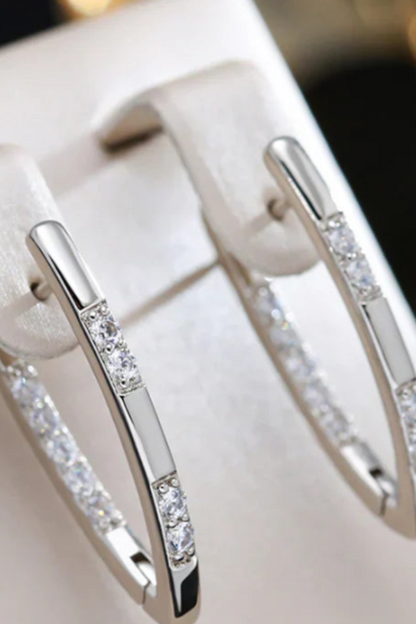 Elegantní náušnice se zirkony v zlatu