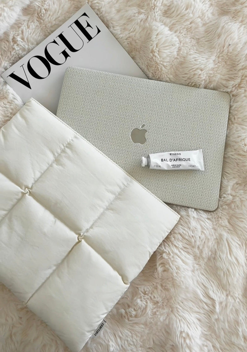 Mia™ - Puffer obal na notebook