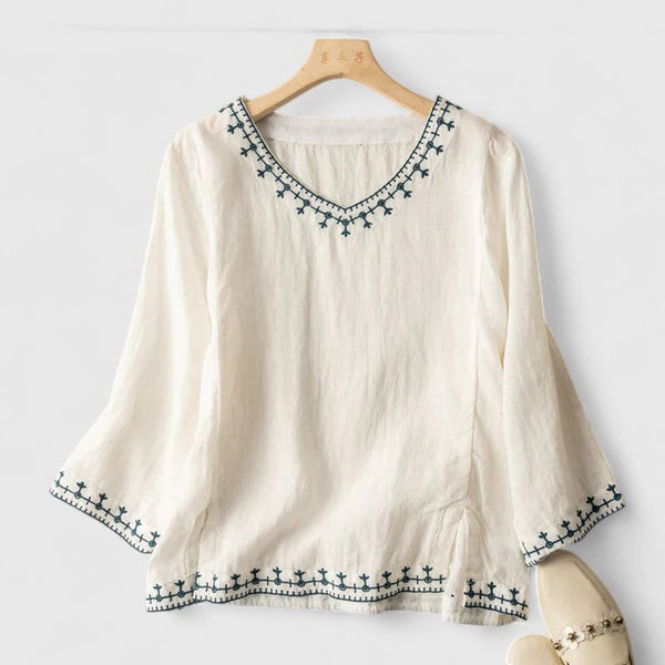 Taysia | Elegantní halenka s výstřihem do V