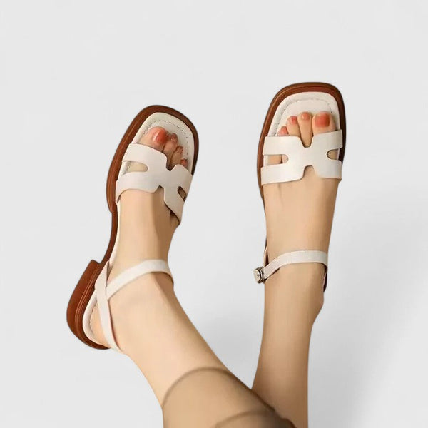 Deliane | Elegantní ploché sandály