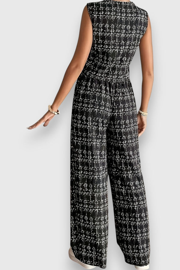 Dvoudílná souprava s výstřihem do V a odpovídajícími kalhotami