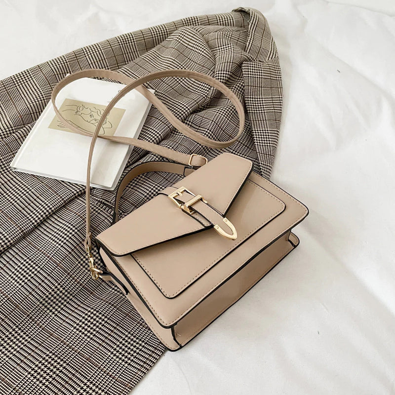 Zoe™ - Klasická kabelka přes rameno s ručně vyráběnými detaily