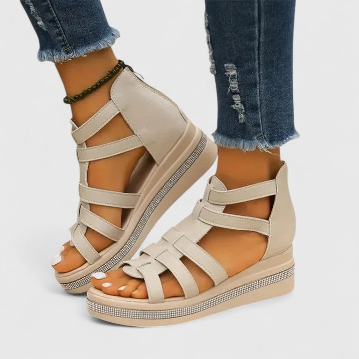 Kendall | Ortopedické sandály se štrasem