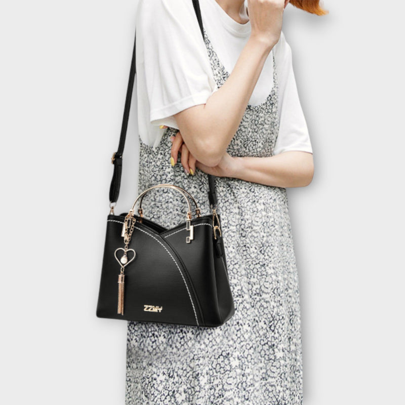 Lesklá ručně vyrobená taška